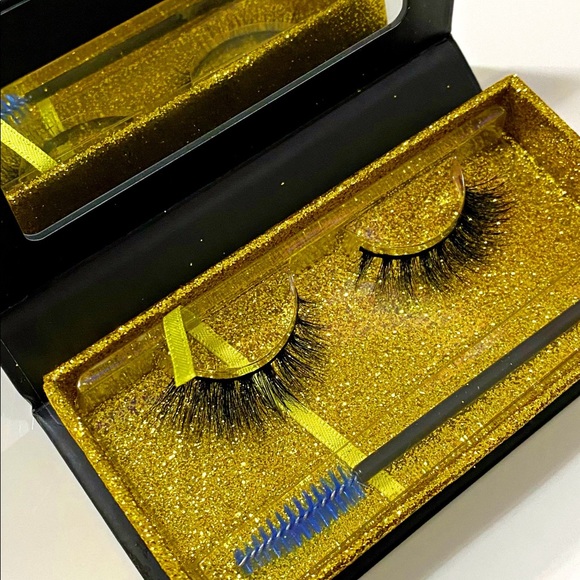 3D mink eyelashes (medium) - Picture 2 of 3